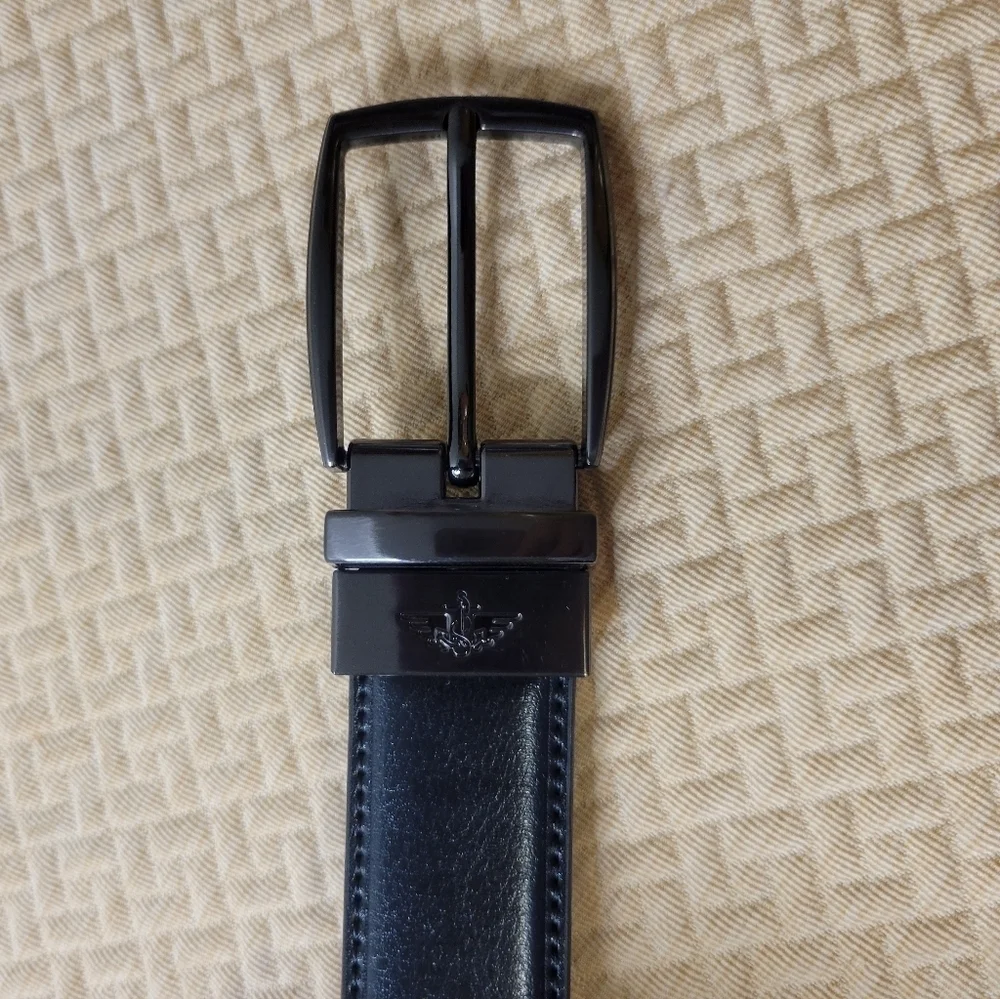 Dockers mens size XL black/brown reversible vegan leather belt